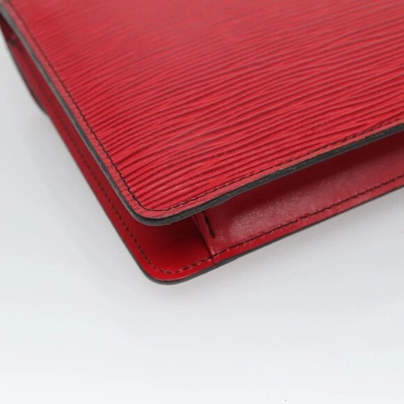 LOUIS VUITTON Epi Montagne 20 Clutch Bag Red LV - Picture 15 of 16